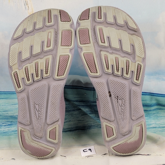 Altra Escalanta 4 Women’s 7 - Picture 10 of 11